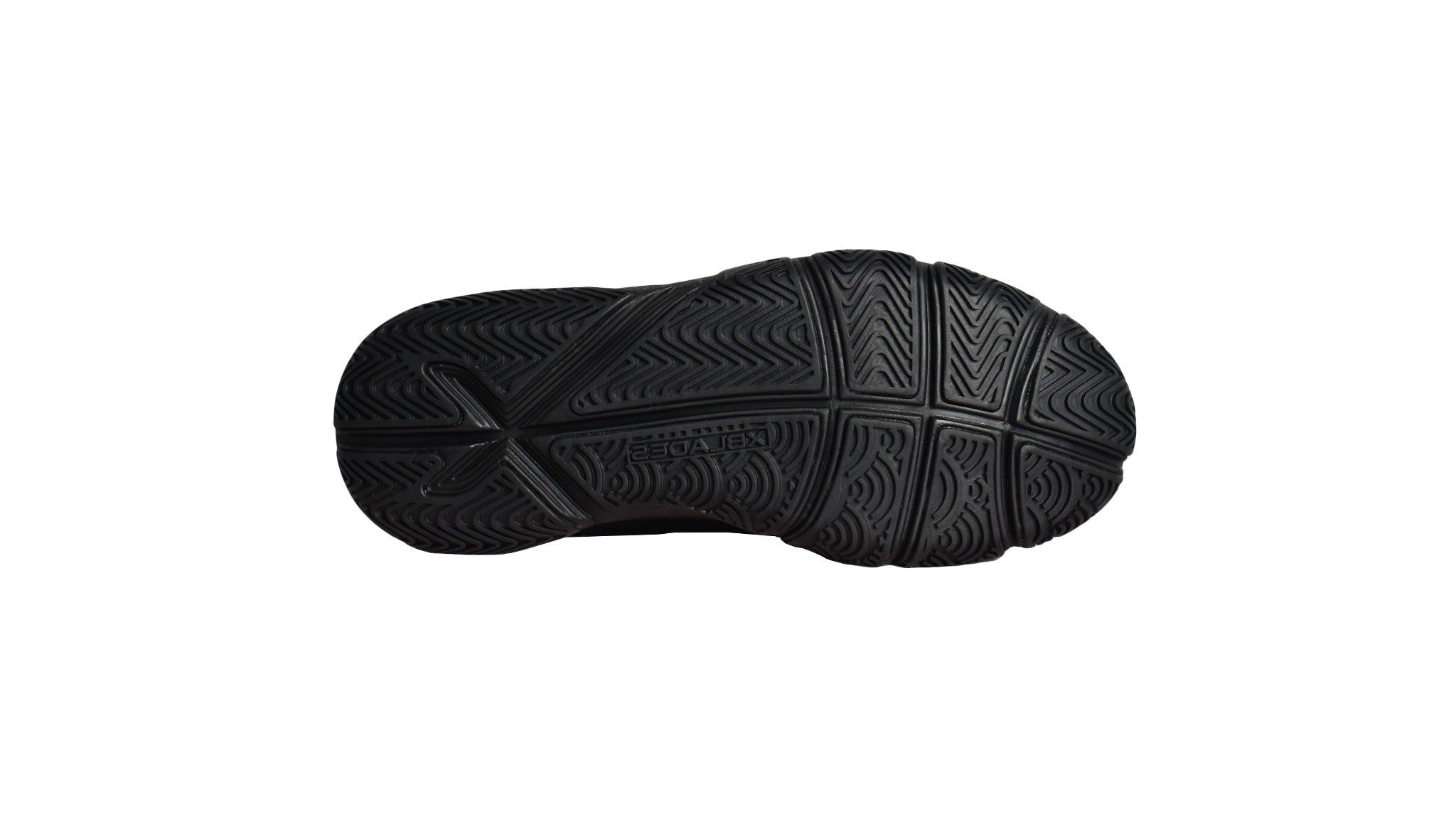 black-womens-netball-shoe-tread-xblades